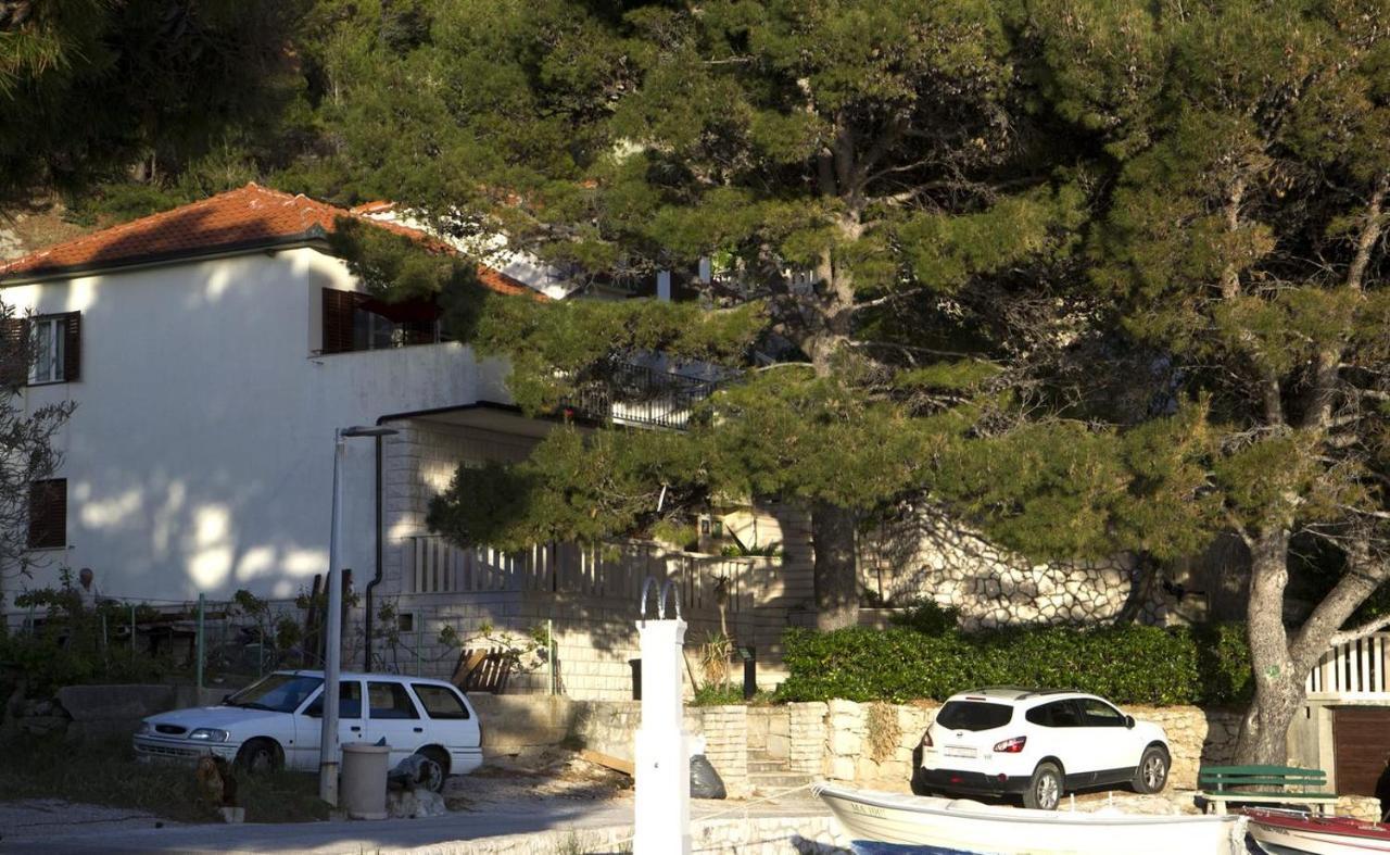 Apartments By The Sea Brela, Makarska - 16065 ภายนอก รูปภาพ